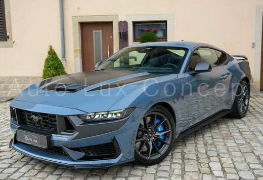 Ford Dark Horse 5.0i V8 334 kW (454 hp) A10 RWD