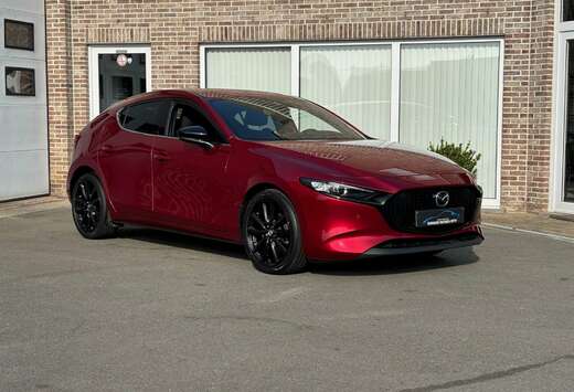 Mazda 3 2.0 SKY-X / 360 camera / Bose / 36000km