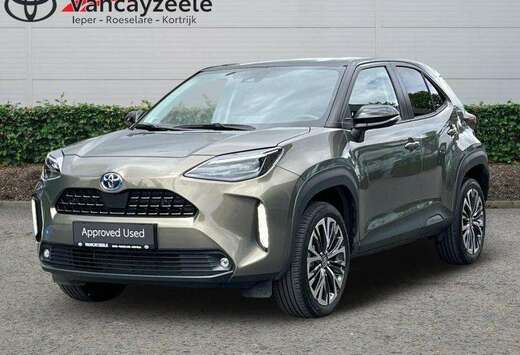 Toyota Elegant Bi-Tone+cam+gps+sens V+A