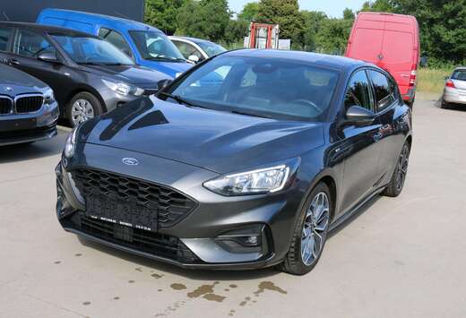 Ford Focus 1.5 EcoBoost ST-Line Business