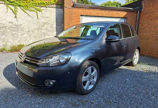 Volkswagen Golf 1.2 TSI CAR PLAY