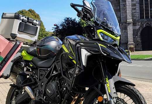 TRK 702 X