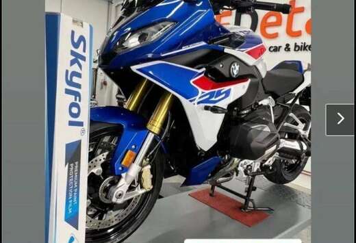 BMW sport touring