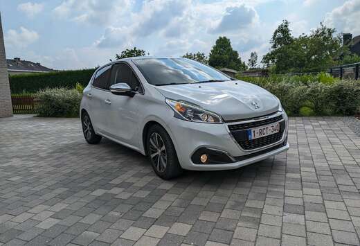 Peugeot 1.2i PureTech Allure S