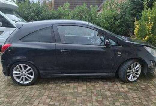 Opel Corsa 1.4i Enjoy 150 Years