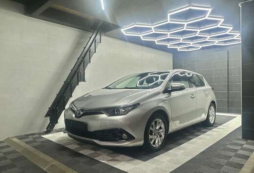 Toyota Auris HEV 1.8i HSD * CAMERA * GPS*