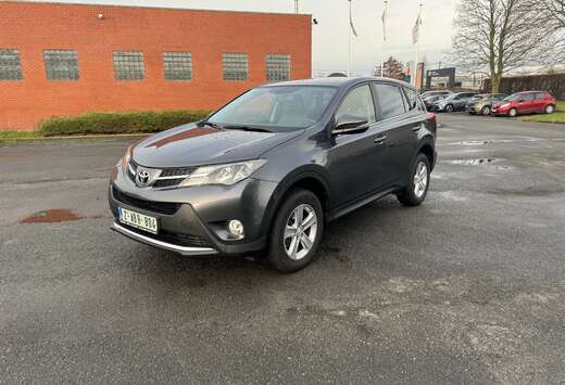 Toyota RAV4 2.0i 4x4 Lounge