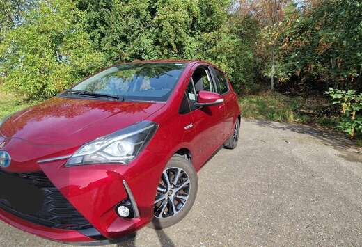 Toyota Hybrid 1.5i VVT-i Dynamic E-CVT