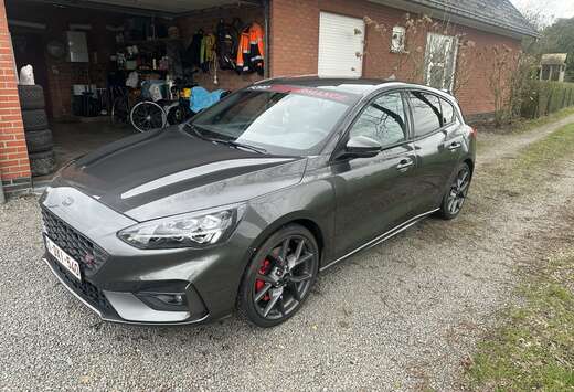 Ford ST 2.3 EcoBoost