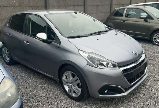 Peugeot 1.2 PureTech 82ch BVM5 Allure