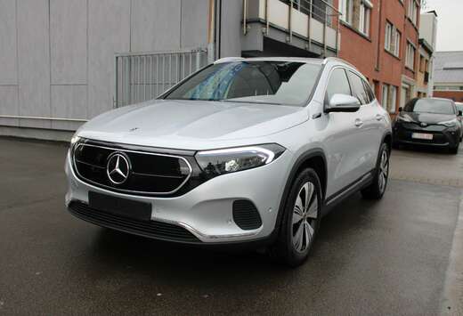 Mercedes-Benz 250  //  17314 € + TVA 21%  //