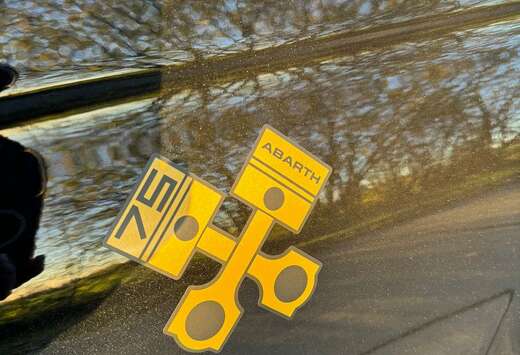 Abarth 695 1.4 T-Jet 75 Anniversario (EU6.4)