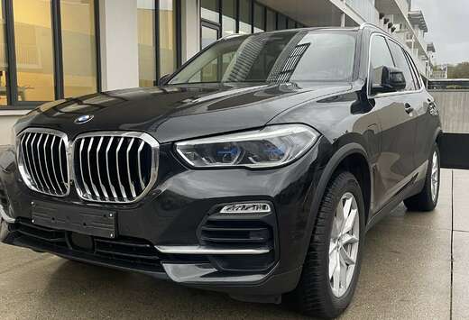 BMW xDrive45e Plug-in Hybrid  2020  Benzine +