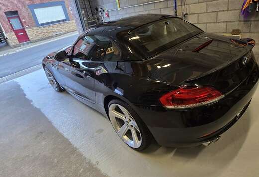 BMW 2.0i sDrive18i