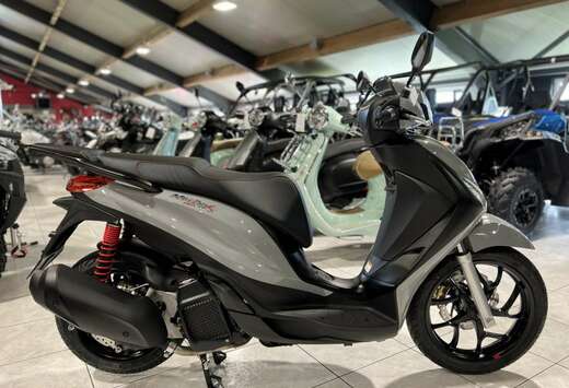 Piaggio S