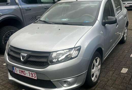 Dacia Sandero 1.2i Laureate