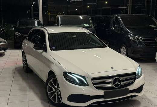 Mercedes-Benz Mercedes-benz E200 4 MATIC 2.0i Essence ...