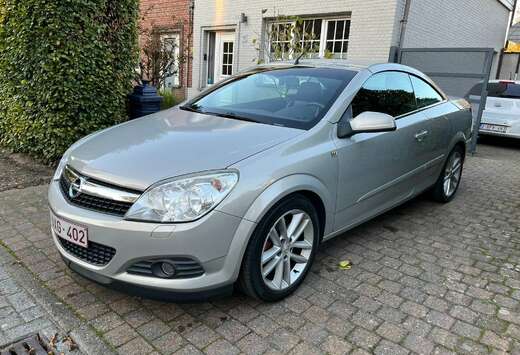 Opel Astra+Twin+Top+1.9+CDTI+Cosmo