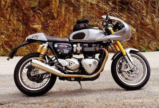 Triumph R