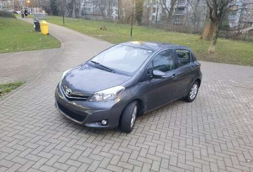Toyota Yaris 1.0i VVT-i Dynamic