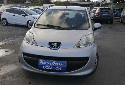 Peugeot 107 1.0i *DA*VE*VC*5 PORTES*