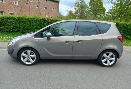 Opel 1.7 CDTi Cosmo DPF Climat