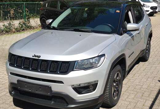 Jeep Compass 1.3 Turbo 4x2 Blackstar   NIEUWSTAAT