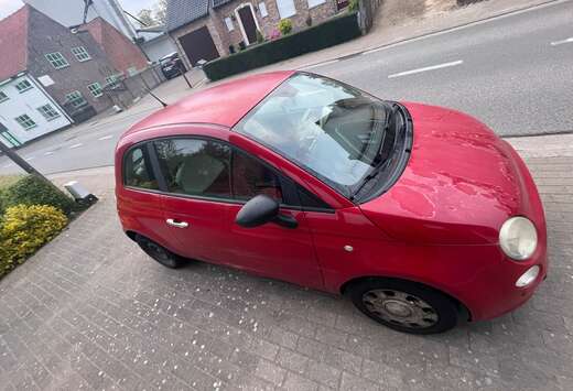 Fiat 500 1.2i Lounge PUR-02 Stop
