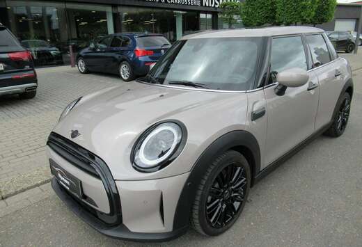 MINI 1.5 Automaat 5-deurs/Leder/Pano/Navi/Airco/Camer ...
