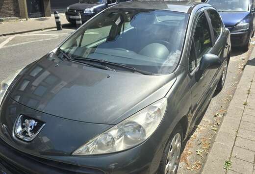Peugeot 1.4i Premium