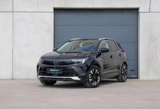 Opel ELEGANCE1.2 MT6 130PK360CAMERANAVILEDER