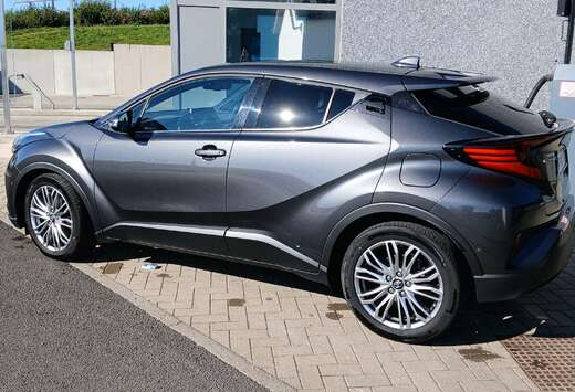 Toyota C-HR Hybrid 122cv