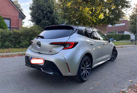 Toyota 1.8+Hybrid+GR+Sport+e-CVT