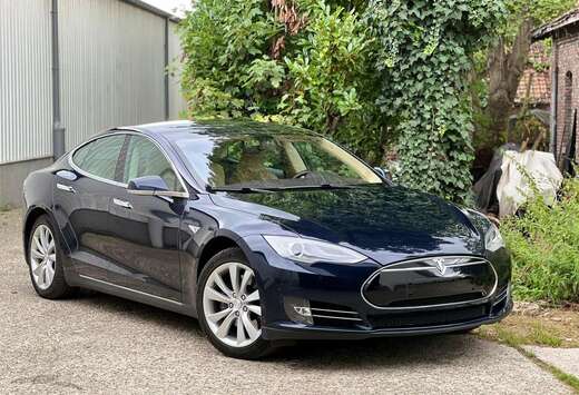 Tesla EXPORT - BTW WAGEN - BATTERIJ KAPOT