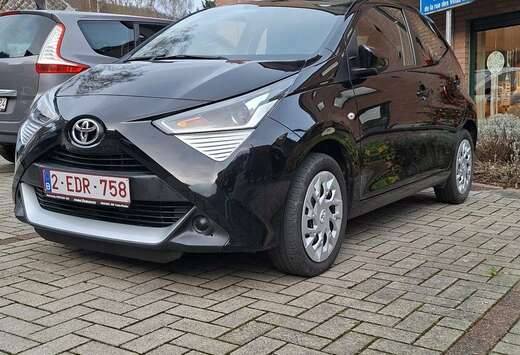 Toyota 1.0i VVT-i x-music
