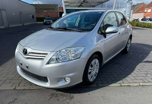 Toyota 1.4 D-4D Executive DPF GARANTIE 1 AN/JAAR