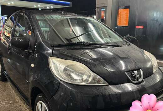 Peugeot 1.0i Urban Move