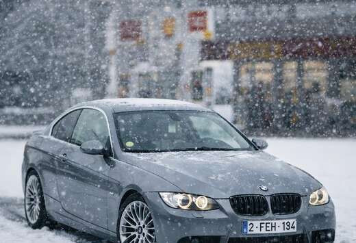 BMW Coupe 325i 218ch