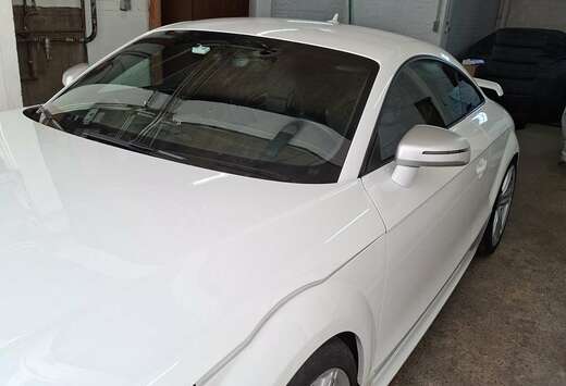 Audi TTRS Coupé 2.5 TFSI Quattro