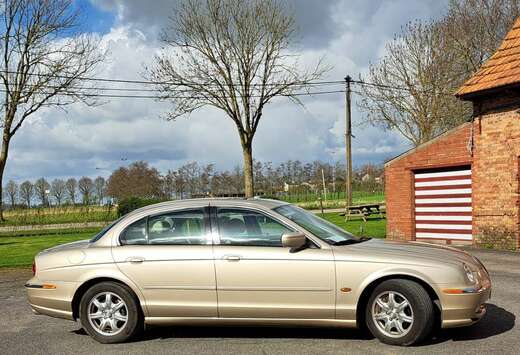 Jaguar 3.0 V6 Executive