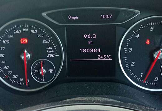 Mercedes-Benz B 160