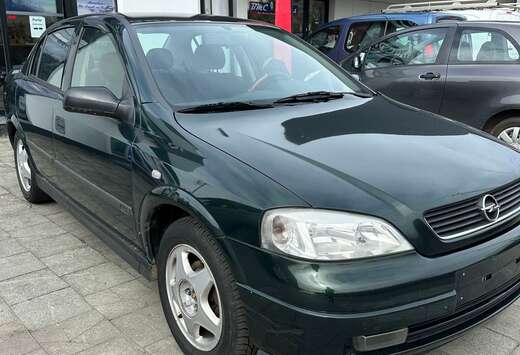 Opel 1.6i XEL 16v Edition 2000