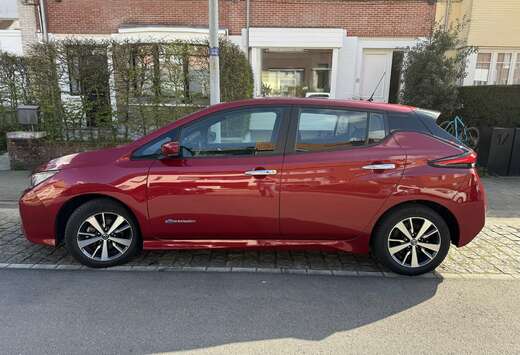 Nissan Leaf 40 kWh Acenta (EU6.2)
