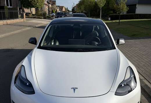 Tesla 77 kWh Long Range Dual Motor