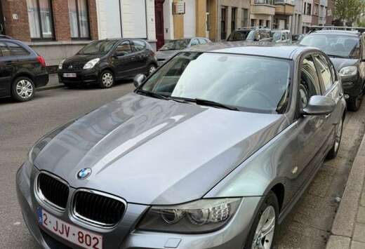 BMW BMW 316I E90 2011