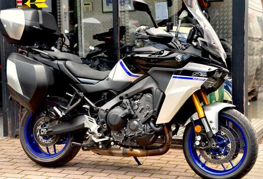 GT+ Y-AMT (TVAC) ***MOTO VERTE***