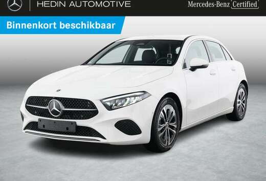 Mercedes-Benz Hatchback Luxury Line | Smartphone Inte ...