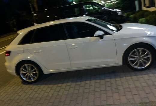 Audi Sportback 1.6 tdi Ambition