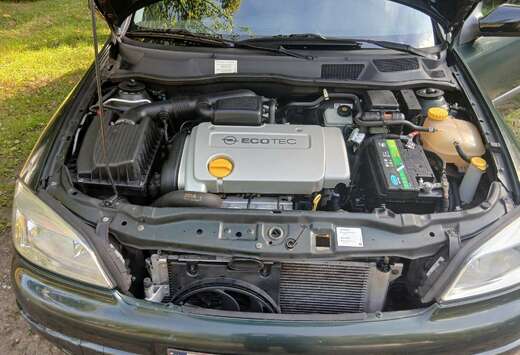 Opel 1.4i XE 16v Comfort