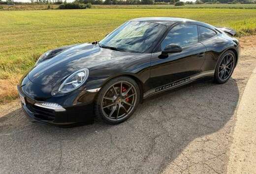 Porsche Carrera